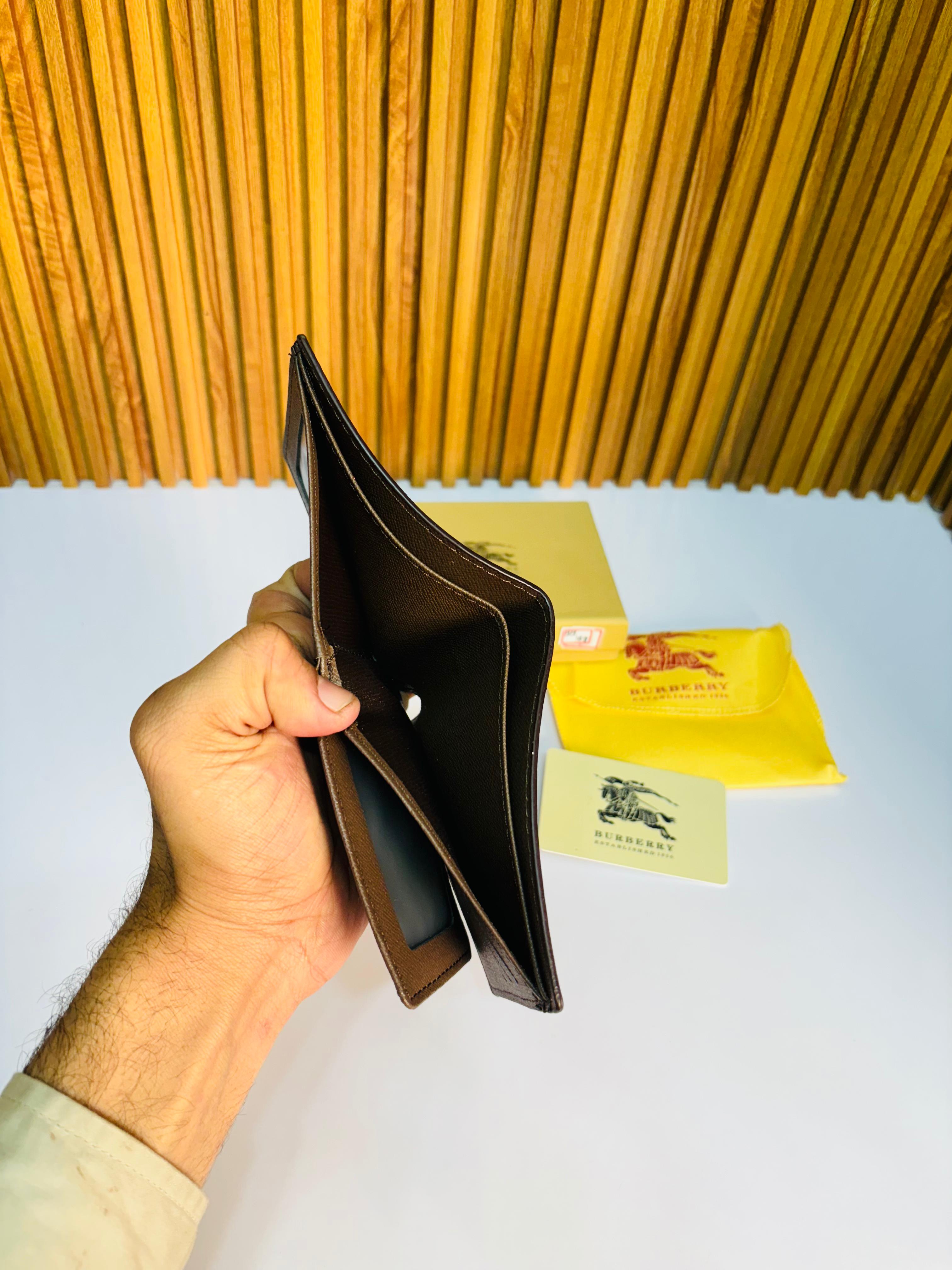 Burberry wallet 2005
