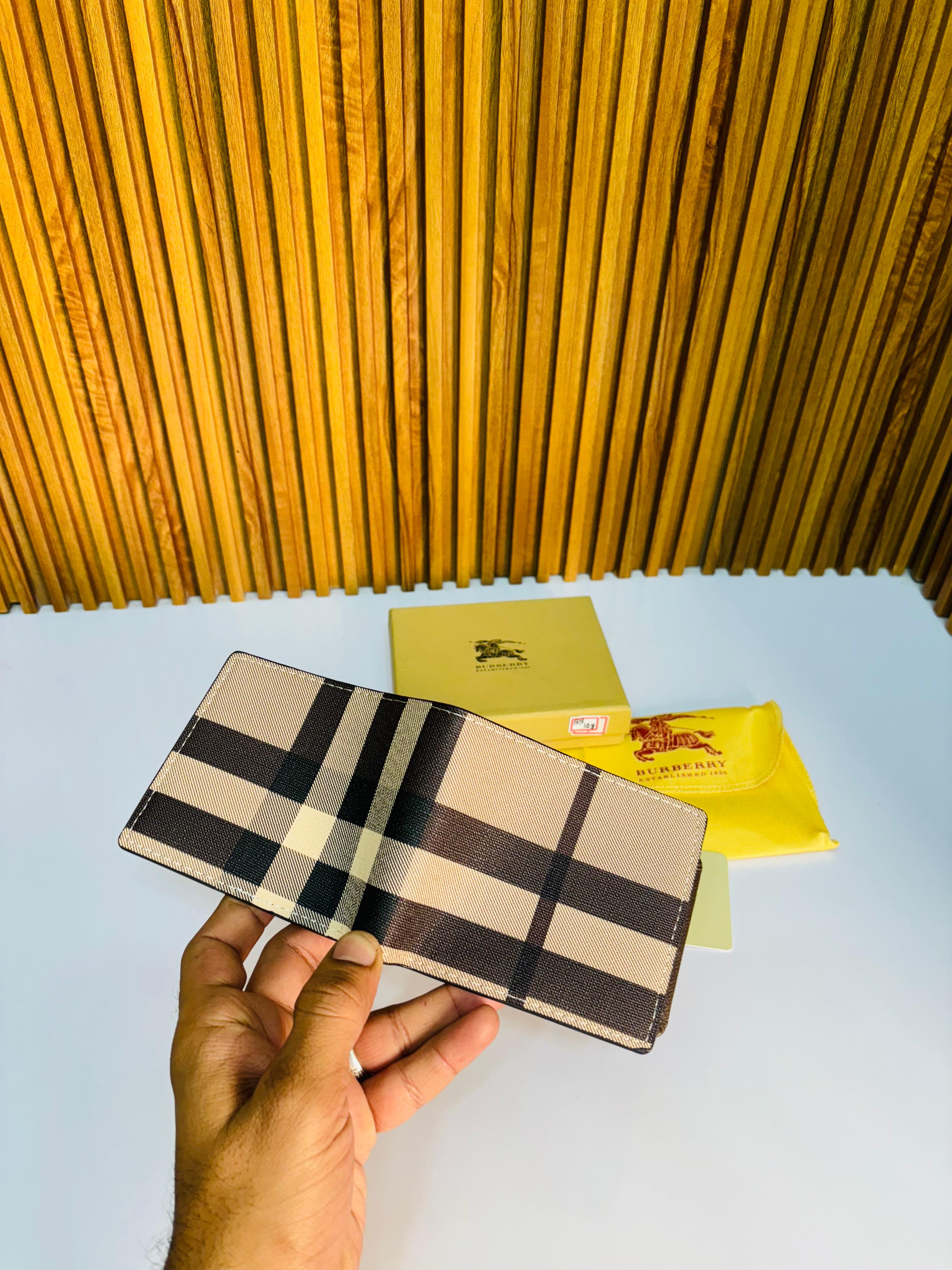 Burberry wallet 2005