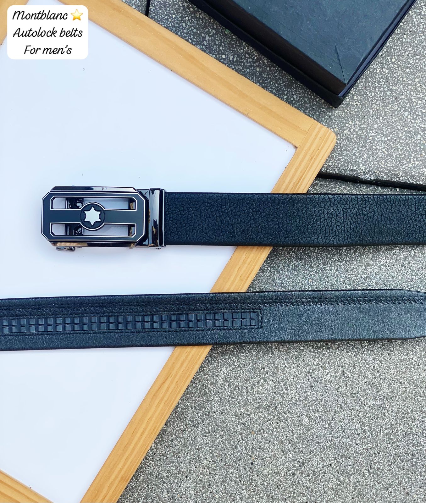 Montblanc Auto lock belts