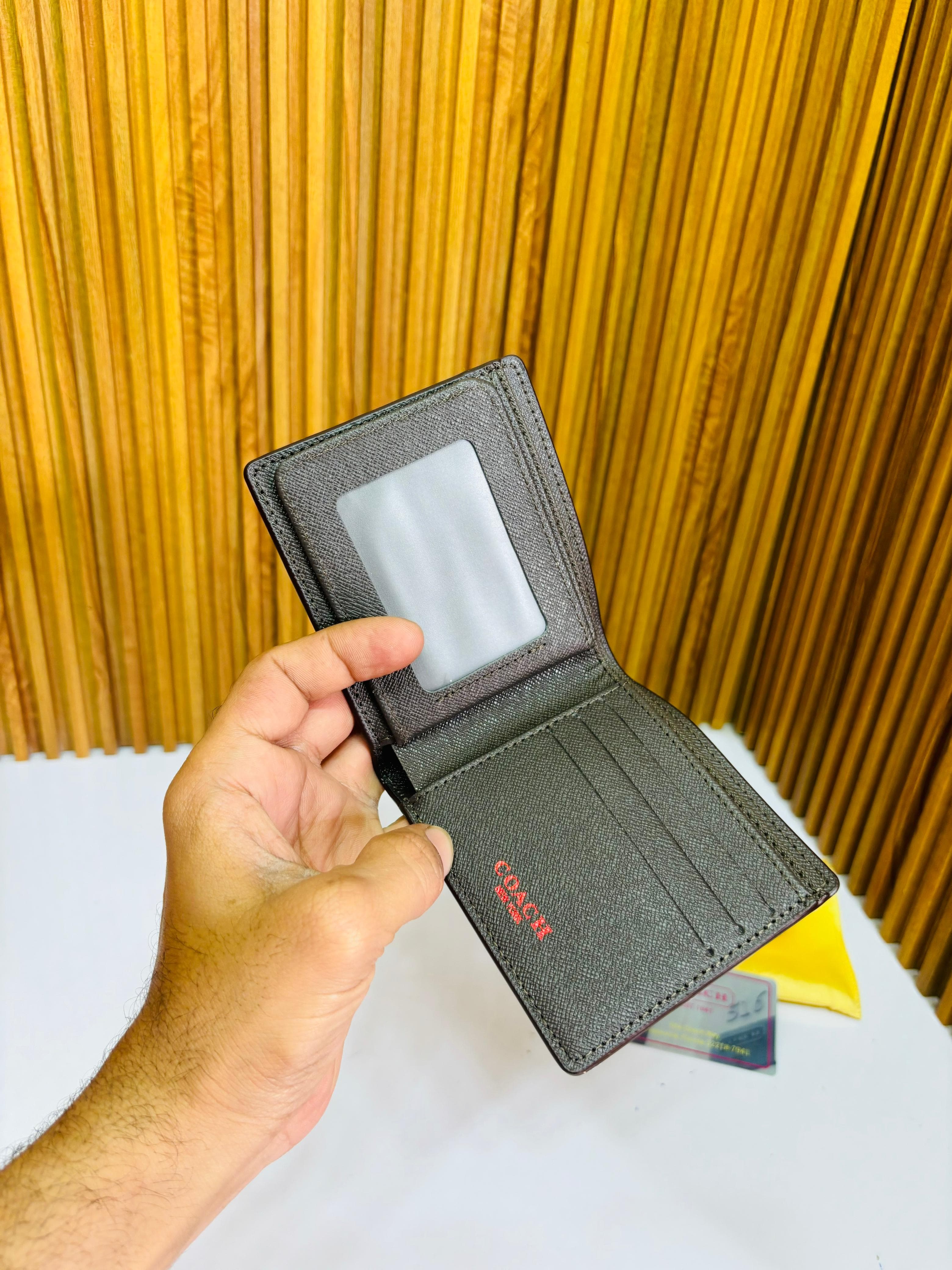 Coach wallet #011